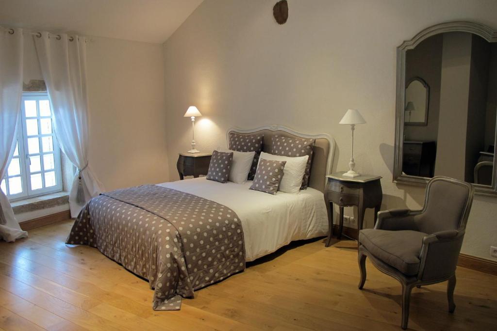 Chateau De La Flechere Bed & Breakfast Blace Bilik gambar